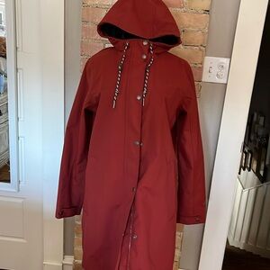 Eddie Bauer women’s size medium rain jacket